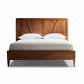 Houten bed met een modern ontwerp en comfortabele matras in beige 200 x 160 x 110cm